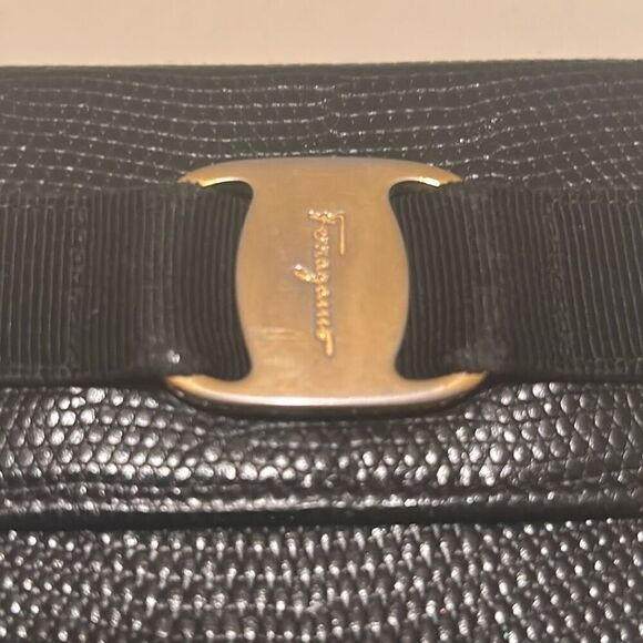 Salvatore Ferragamo Vara Bow Compact Wallet Black Grain Leather Preppy Old Money - Picture 6 of 14